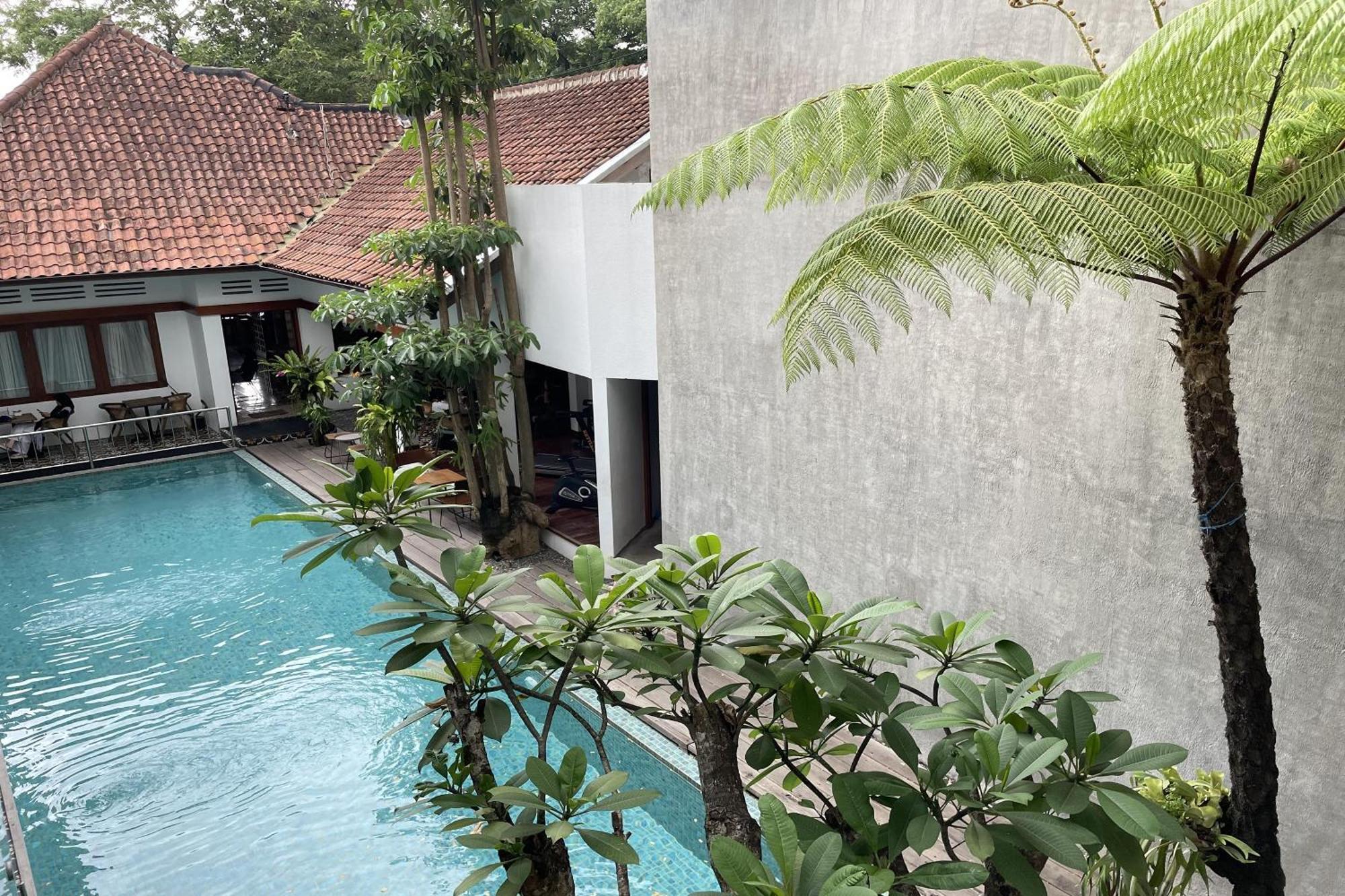 Emaki Bumi Singgah Hotel Бандунг Екстериор снимка