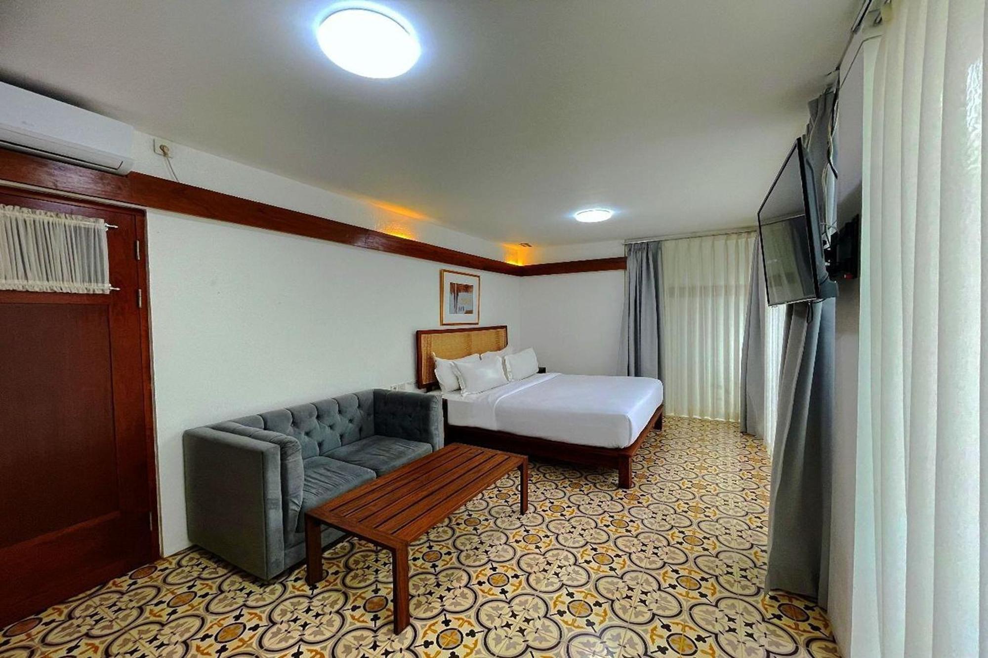 Emaki Bumi Singgah Hotel Бандунг Екстериор снимка